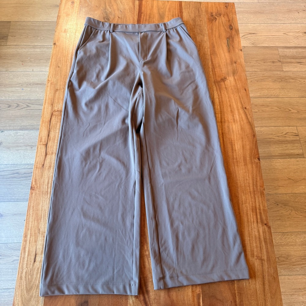 Halara Women's Brown‎ Dress Pants Size L
